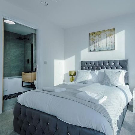 Stunning 2-Bed Premium Apartment - Free Wi-Fi Preston  Buitenkant foto