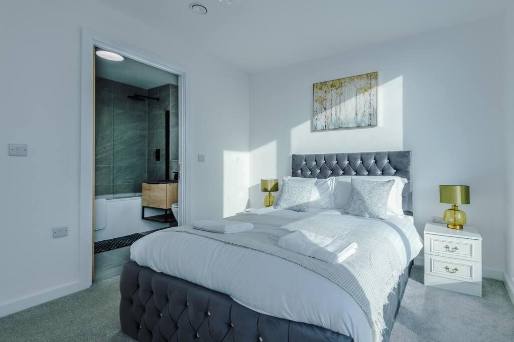 Stunning 2-Bed Premium Apartment - Free Wi-Fi Preston  Buitenkant foto